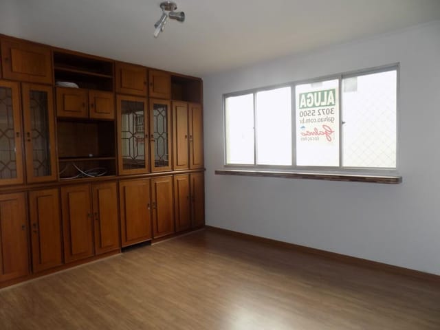 Apartamento 3 quartos e 2 banheiros, para alugar, no bairro Juvevê em Curitiba
