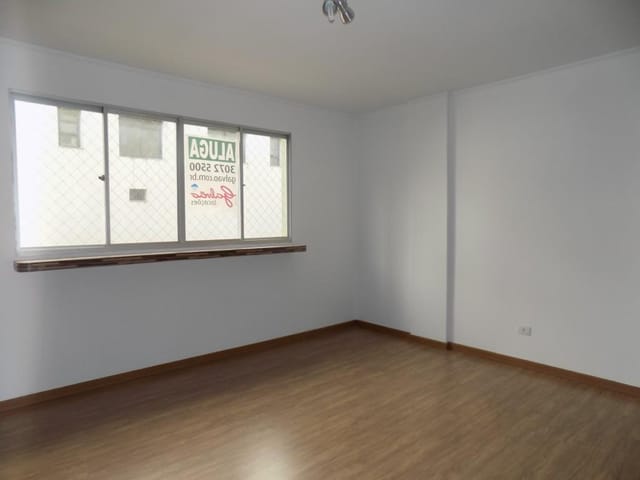 Apartamento 3 quartos e 2 banheiros, para alugar, no bairro Juvevê em Curitiba