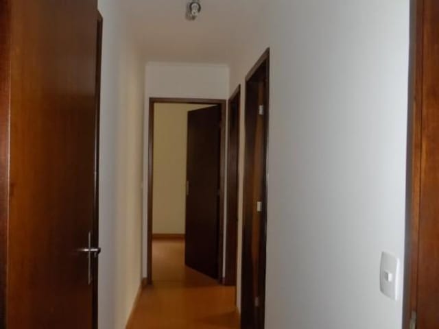 Apartamento 3 quartos e 2 banheiros, para alugar, no bairro Juvevê em Curitiba