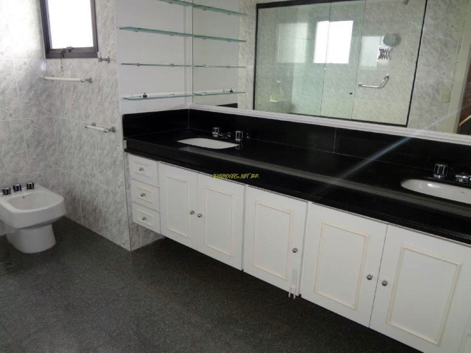 Apartamento à venda e aluguel com 3 quartos, 250m² - Foto 17