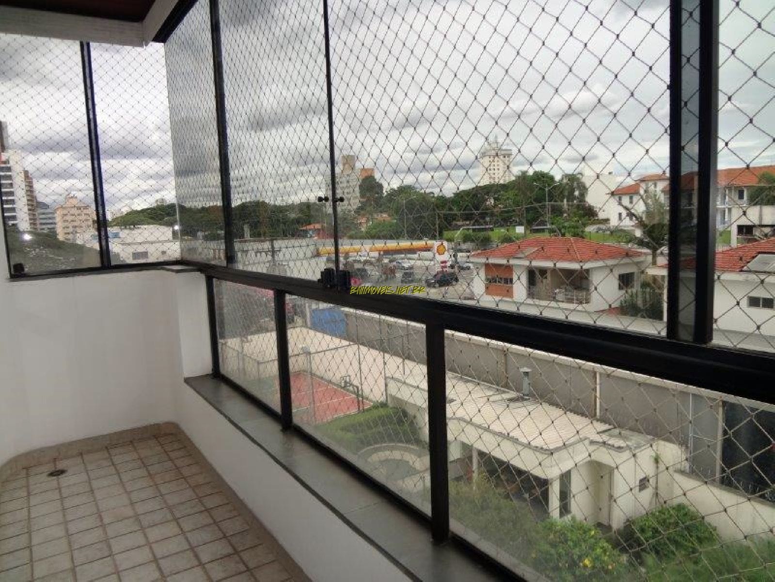 Apartamento à venda e aluguel com 3 quartos, 250m² - Foto 1