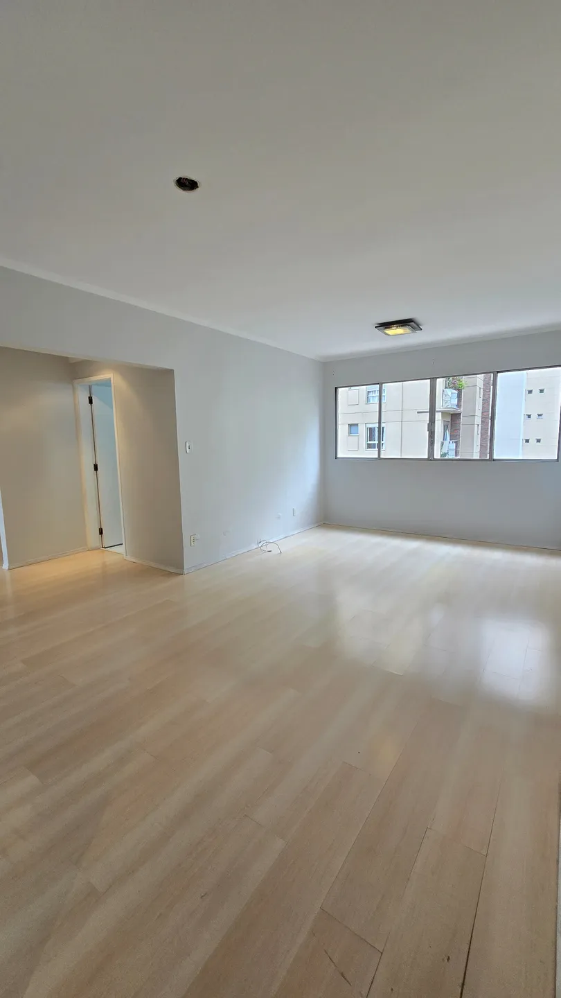 Apartamento para venda em Moema com 2 quartos, 78m²