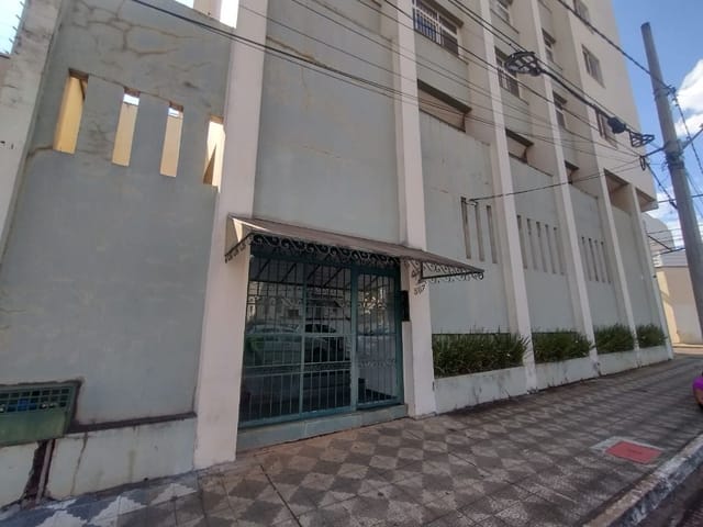 Foto do Apartamento - Apartamento com 3 dormitórios, 200 m² - venda por R$ 150.000,00 ou aluguel por R$ 1.709,83/mês - Centro - Uberaba/MG | ZUCATO IMOBILIARIA LTDA