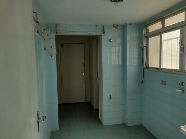 Foto do Apartamento - Apartamento com 3 dormitórios, 200 m² - venda por R$ 150.000,00 ou aluguel por R$ 1.709,83/mês - Centro - Uberaba/MG | ZUCATO IMOBILIARIA LTDA