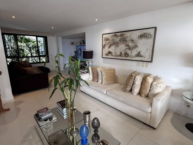Apartamento com 130m² 2 quartos e 5 banheiros, à venda, no bairro Horto Florestal em Salvador