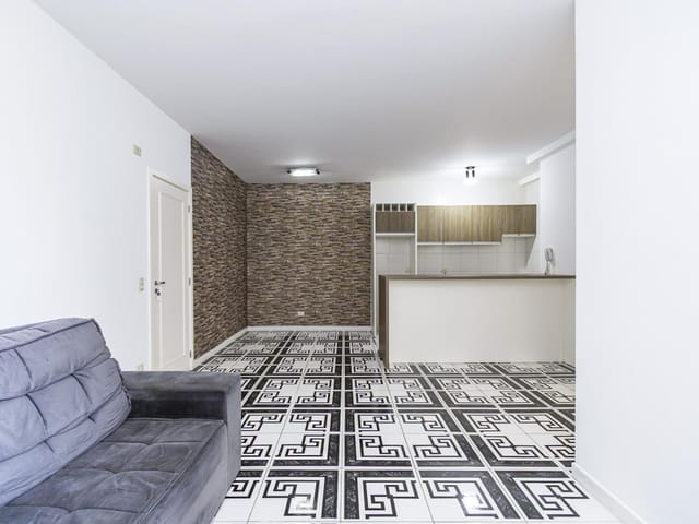 Apartamento 2 quartos e 1 banheiro, para alugar, no bairro Rebouças em Curitiba