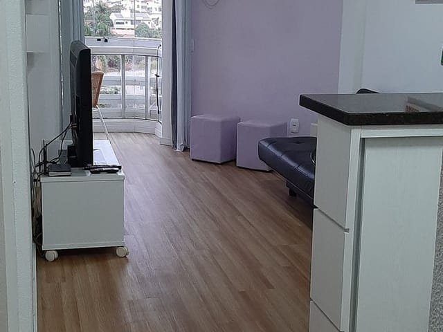 Apartamento 1 quarto e 1 banheiro, à venda, no bairro Ingleses do Rio Vermelho em Florianópolis