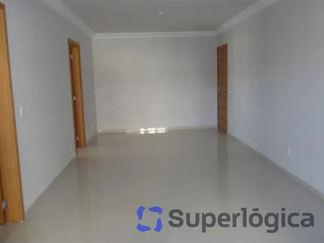 Apartamento com 173m², à venda, no bairro Centro em Ponta Grossa