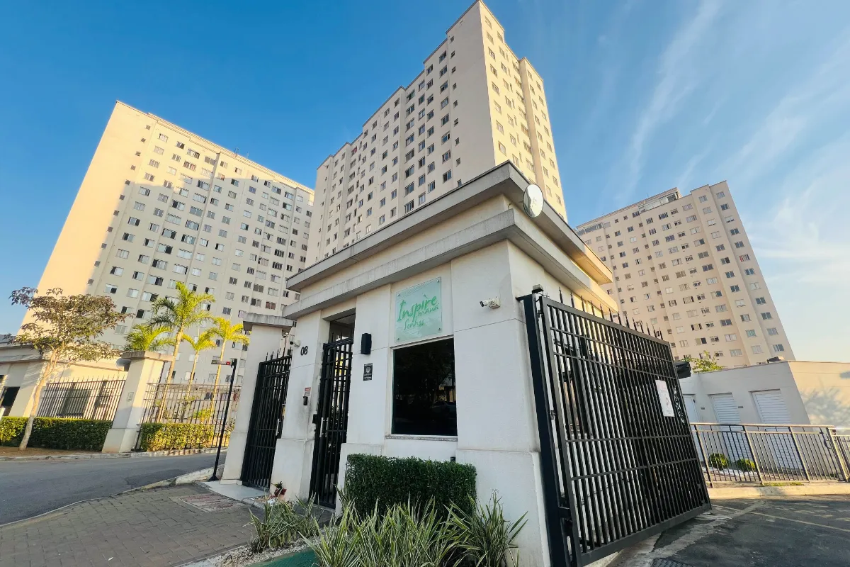 Apartamento para venda em Parque São Vicente com 3 quartos, sendo 1 suíte, 58m²