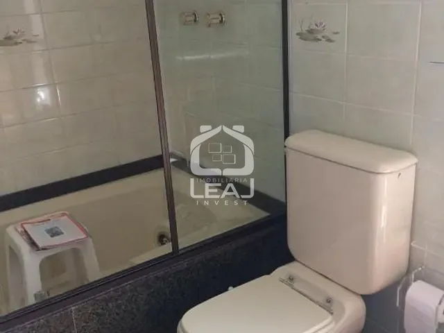 Apartamento com 300m² 4 quartos e 5 banheiros, à venda ou para alugar, no bairro Santo Amaro em São Paulo