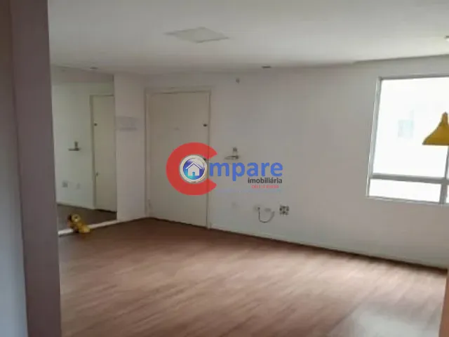 Apartamento com 48m² 2 quartos e 1 banheiro, à venda, no bairro Água Chata em Guarulhos