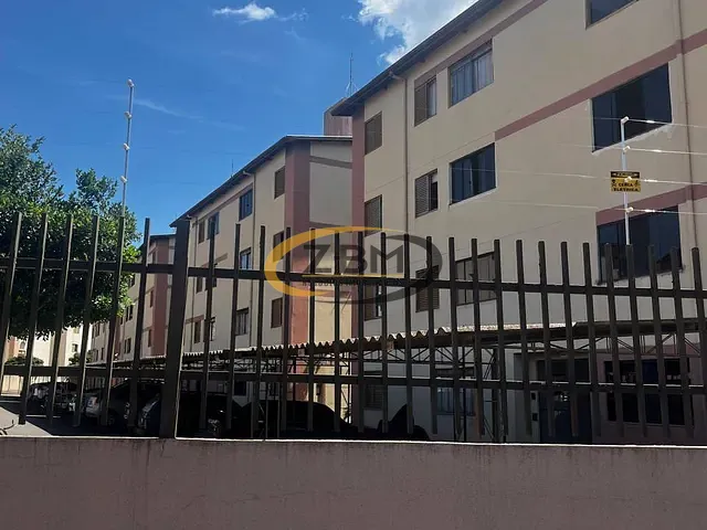 Apartamento com 77m² 2 quartos e 1 banheiro, à venda, no bairro Parque Jamaica em Londrina