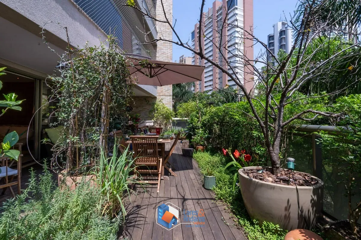 Apartamento, 3 quartos, 250 m² - Foto 1