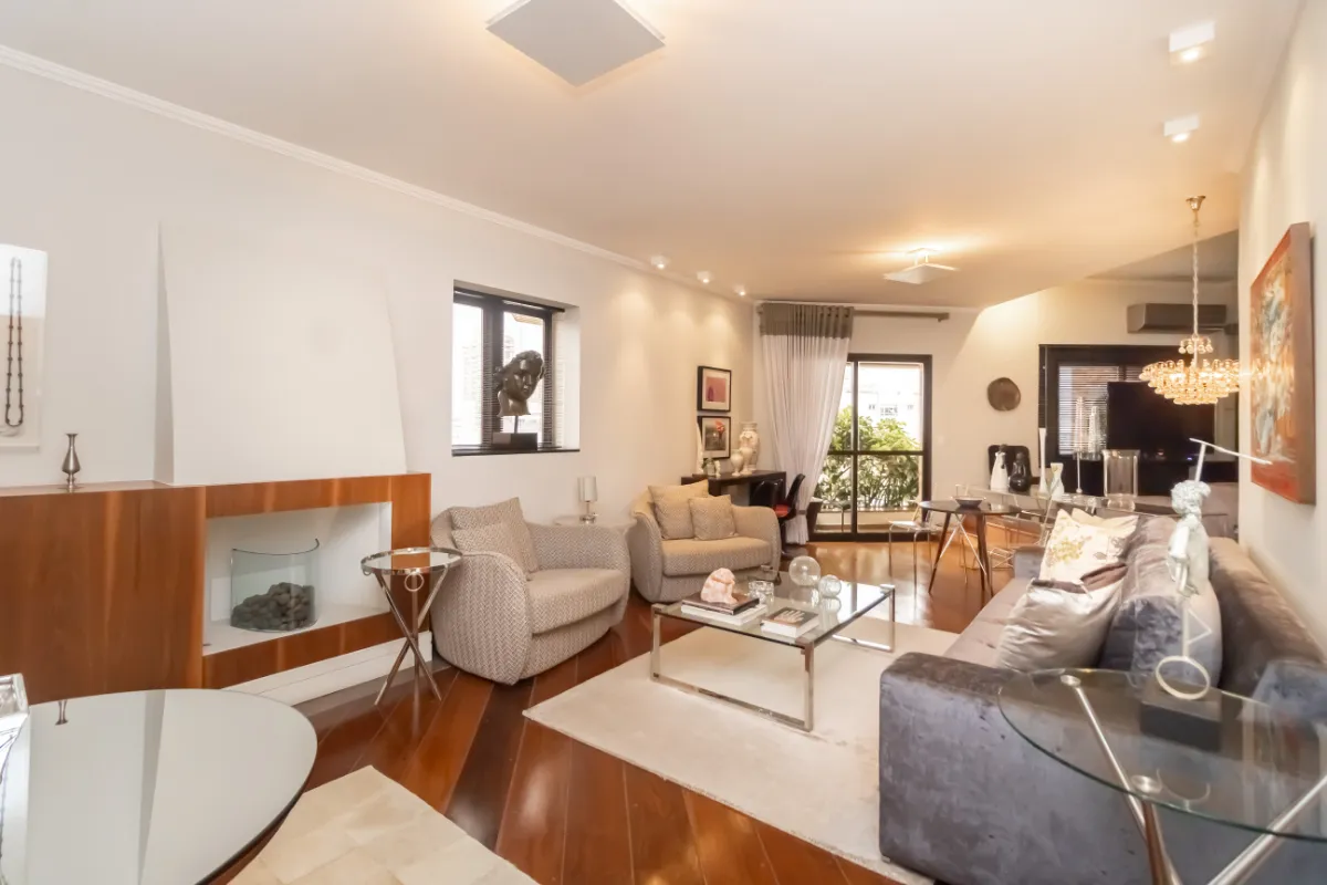 Apartamento para venda em Itaim Bibi com 4 quartos, sendo 4 suítes, 217m²