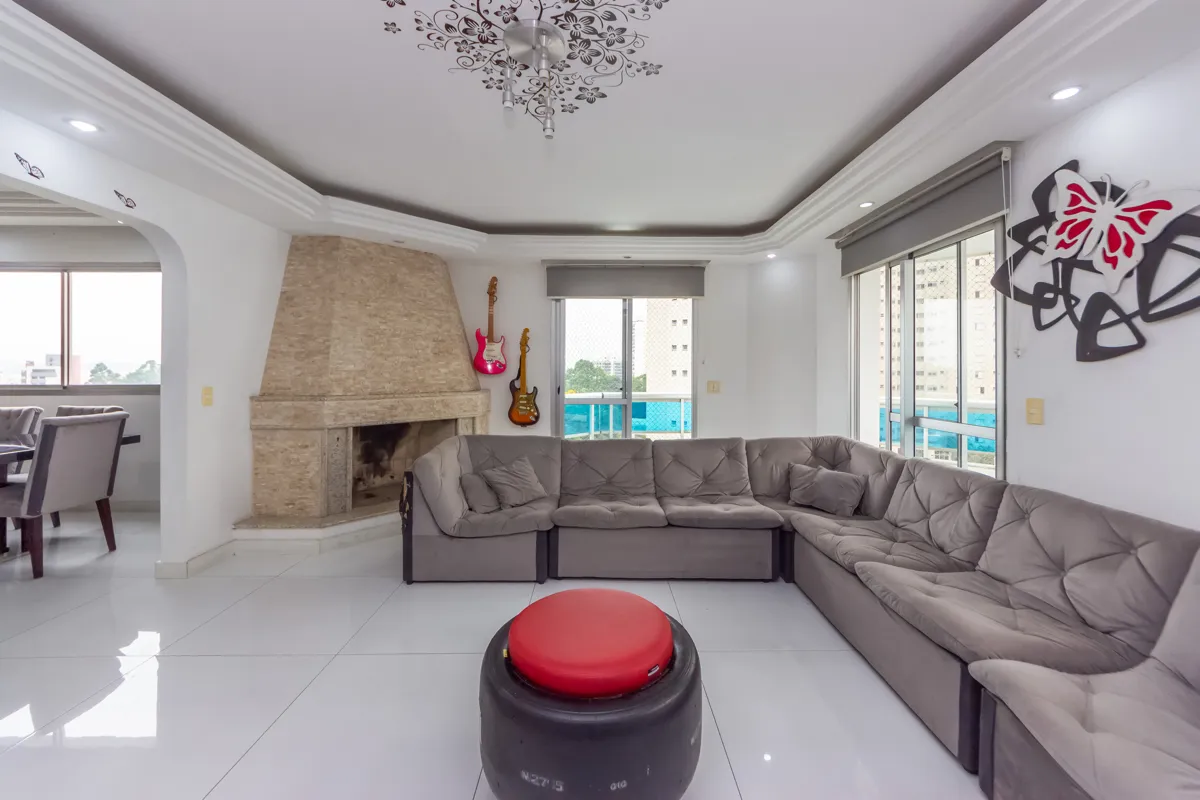 Apartamento para venda em Vila Suzana com 4 quartos, sendo 2 suítes, 199m²