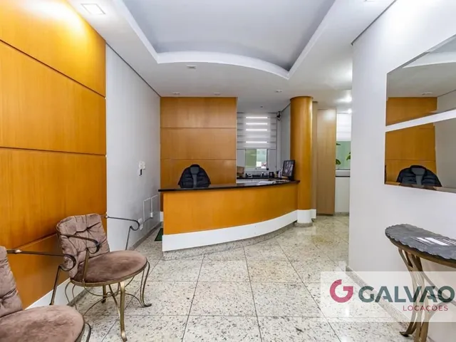 Apartamento 1 quarto e 1 banheiro, para alugar, no bairro Centro em Curitiba