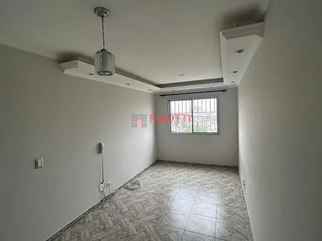 Apartamento 2 quartos e 1 banheiro, à venda, no bairro Parque das Nações em Santo André