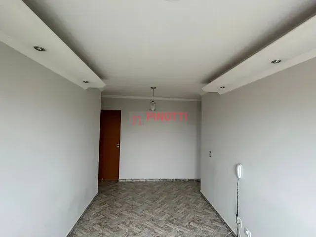 Apartamento 2 quartos e 1 banheiro, à venda, no bairro Parque das Nações em Santo André
