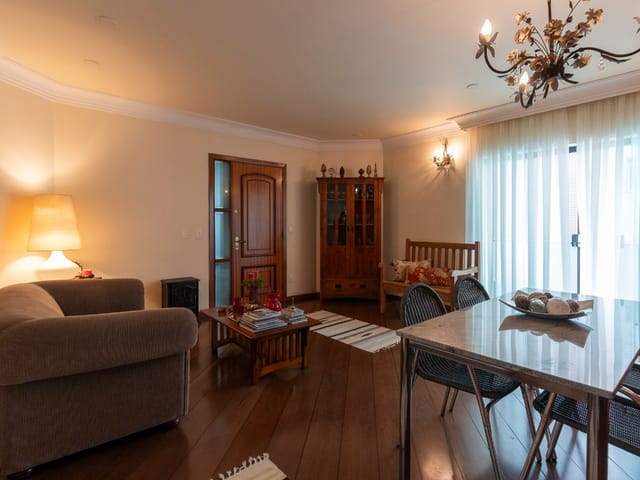 Foto do Apartamento - Apartamento tipo para venda em Vila Bastos com 4 quartos, sendo 1 suíte, 142m² | Lares e Andares Imóveis