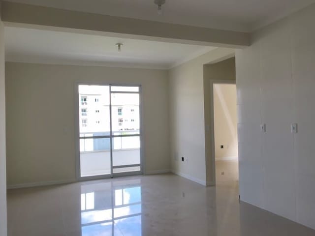 Apartamento 2 quartos e 2 banheiros, à venda, no bairro Ingleses do Rio Vermelho em Florianópolis