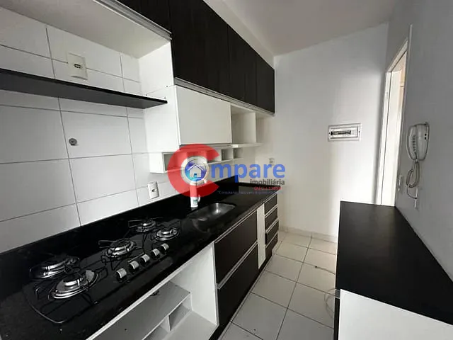 Apartamento com 52m² 2 quartos e 1 banheiro, à venda ou para alugar, no bairro Jardim Flor da Montanha em Guarulhos