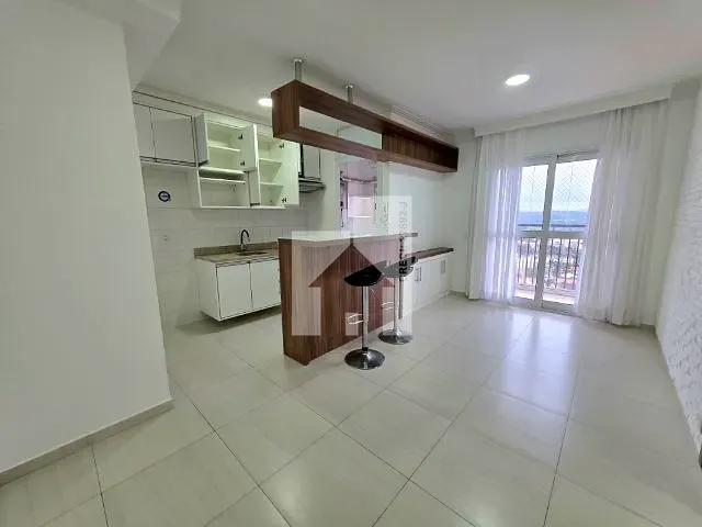 Apartamento 2 quartos e 2 banheiros, para alugar, no bairro Jardim Torres São José em Jundiaí