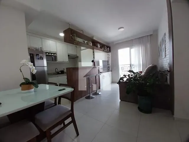 Apartamento 2 quartos e 2 banheiros, para alugar, no bairro Jardim Torres São José em Jundiaí
