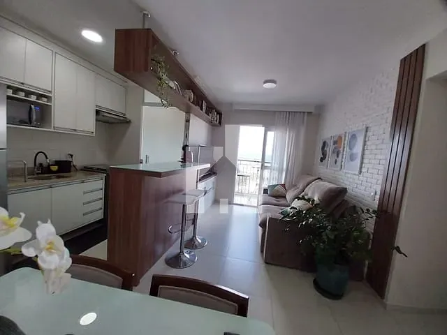 Apartamento 2 quartos e 2 banheiros, para alugar, no bairro Jardim Torres São José em Jundiaí