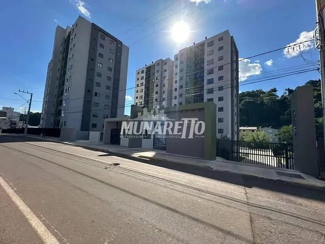 Apartamento 2 quartos e 1 banheiro, para alugar, no bairro Jardim em Concórdia