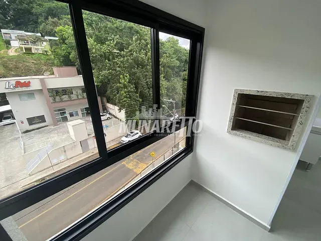 Apartamento 2 quartos e 1 banheiro, para alugar, no bairro Jardim em Concórdia