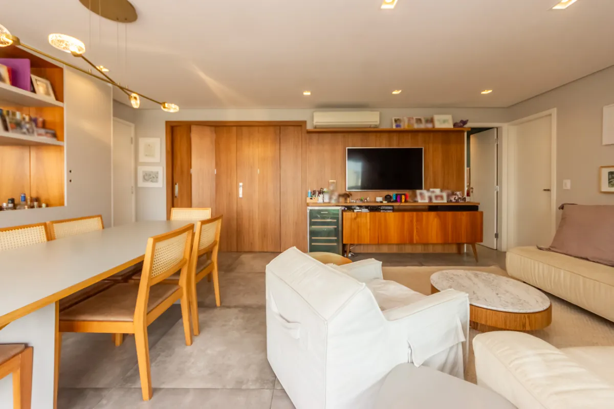 Apartamento para venda em Vila Olímpia com 3 quartos, sendo 1 suíte, 120m²
