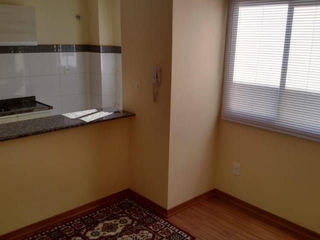 Apartamento com 31m² 1 quarto e 1 banheiro, para alugar, no bairro Centro em Pelotas