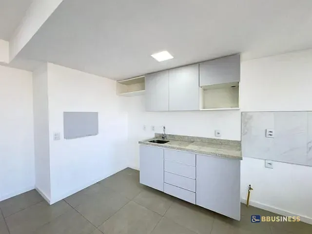 Apartamento 1 quarto e 1 banheiro, à venda, no bairro Passo da Areia em Porto Alegre