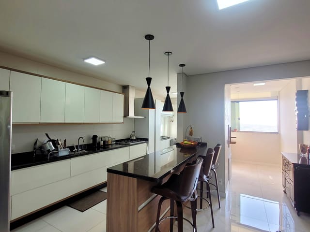 Apartamento com 159m² 3 quartos e 2 banheiros, à venda, no bairro Centro em Ponta Grossa