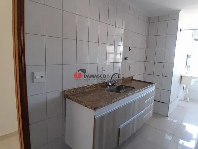 Apartamento 2 quartos e 1 banheiro, para alugar, no bairro Santa Paula em São Caetano do Sul