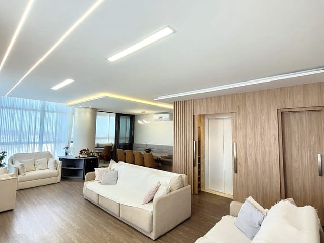 Apartamento com 313m² 3 quartos e 5 banheiros, à venda, no bairro Oficinas em Ponta Grossa