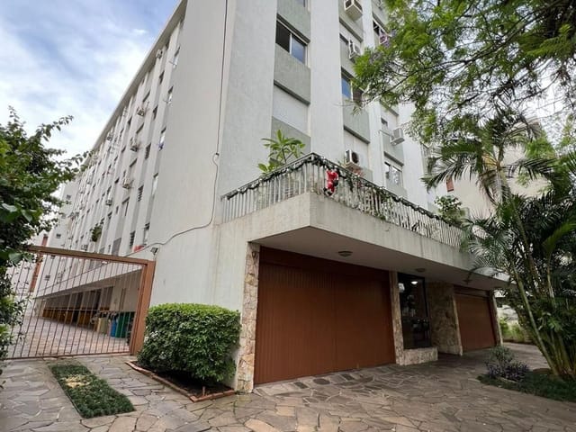 Apartamento 2 quartos e 1 banheiro, à venda, no bairro Azenha em Porto Alegre