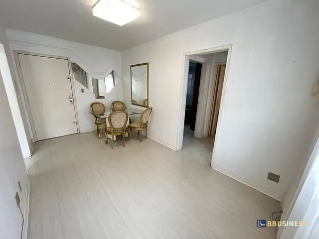 Apartamento 2 quartos e 1 banheiro, à venda, no bairro Azenha em Porto Alegre