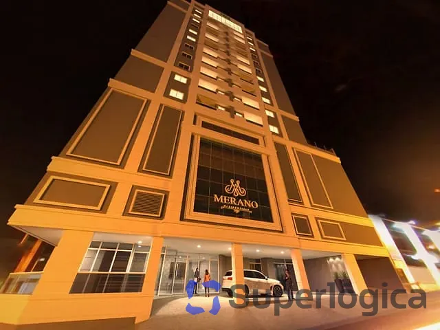 Apartamento com 310m², à venda, no bairro Centro em Ponta Grossa