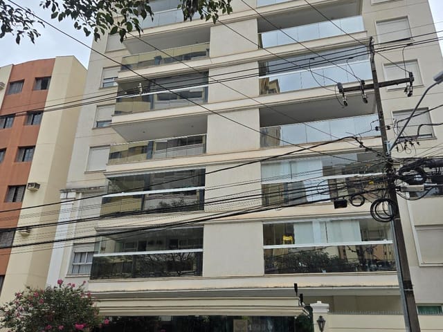 Foto do Apartamento - Apartamento a venda  no Edf Diamond, 03 Suítes, Sacada gourmet, Moveis Planejados, Decorado, 148 m²util, 02 Vagas, Centro, Londrina/PR. | ZBM NEGOCIOS IMOBILIARIOS