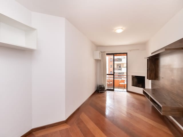 Foto do Apartamento - Apartamento tipo para venda com 3 quartos, sendo 1 suíte, 81m² | Lares e Andares Imóveis