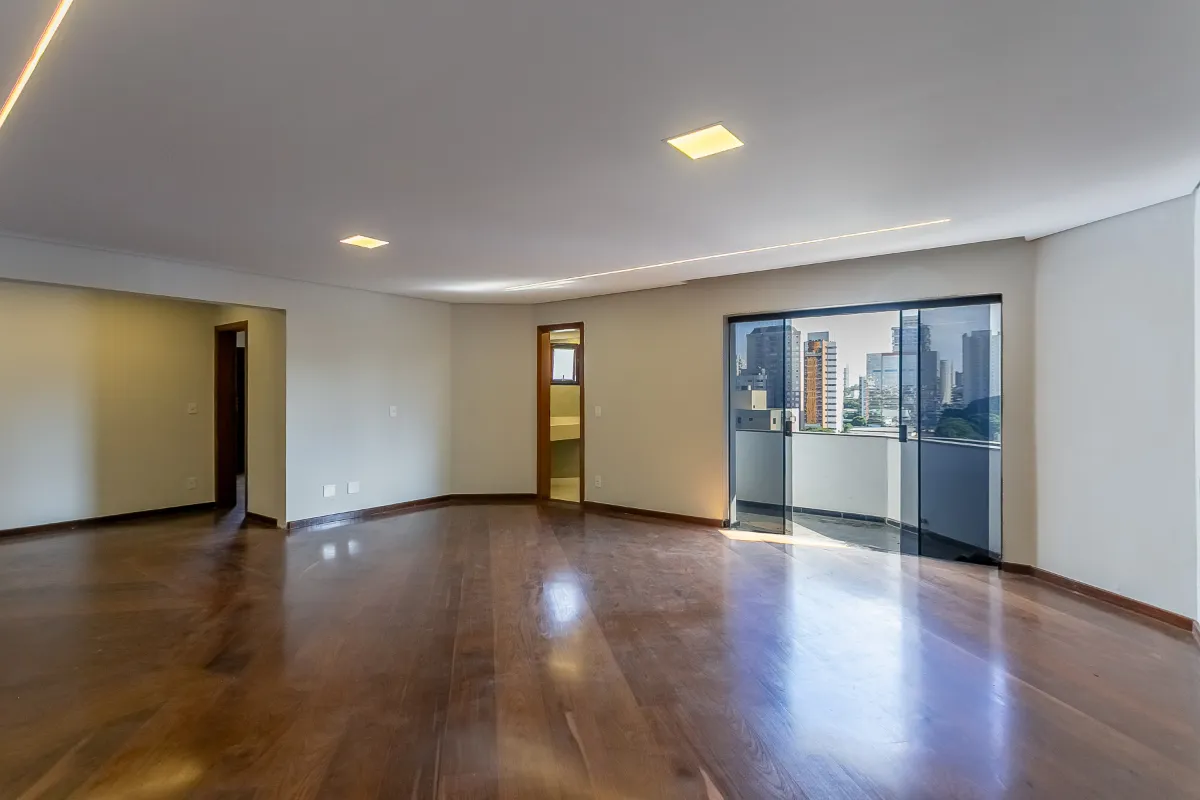 Apartamento para venda em Jardim com 3 quartos, sendo 3 suítes, 136m²