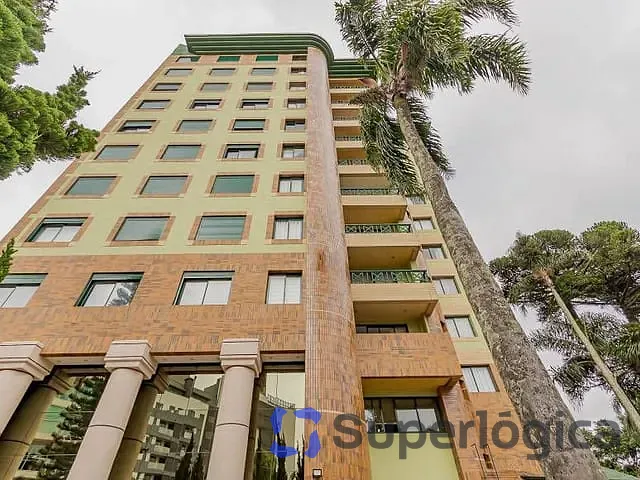 Apartamento com 241m² 3 quartos e 3 banheiros, à venda, no bairro Centro em Curitiba
