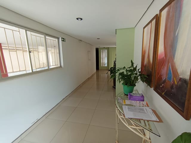 Foto do Apartamento - Apartamento para locação, 01 quartos, Sacada, 01 vaga de garagem, 43 m² útil, Vila Ipiranga, Londrina, PR | ZBM NEGOCIOS IMOBILIARIOS