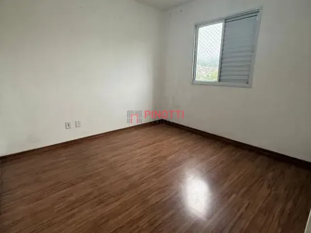 Apartamento 2 quartos e 1 banheiro, à venda, no bairro Ferrazópolis em São Bernardo do Campo