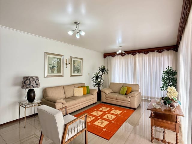 Apartamento com 406m² 4 quartos e 5 banheiros, à venda, no bairro Centro em Ponta Grossa