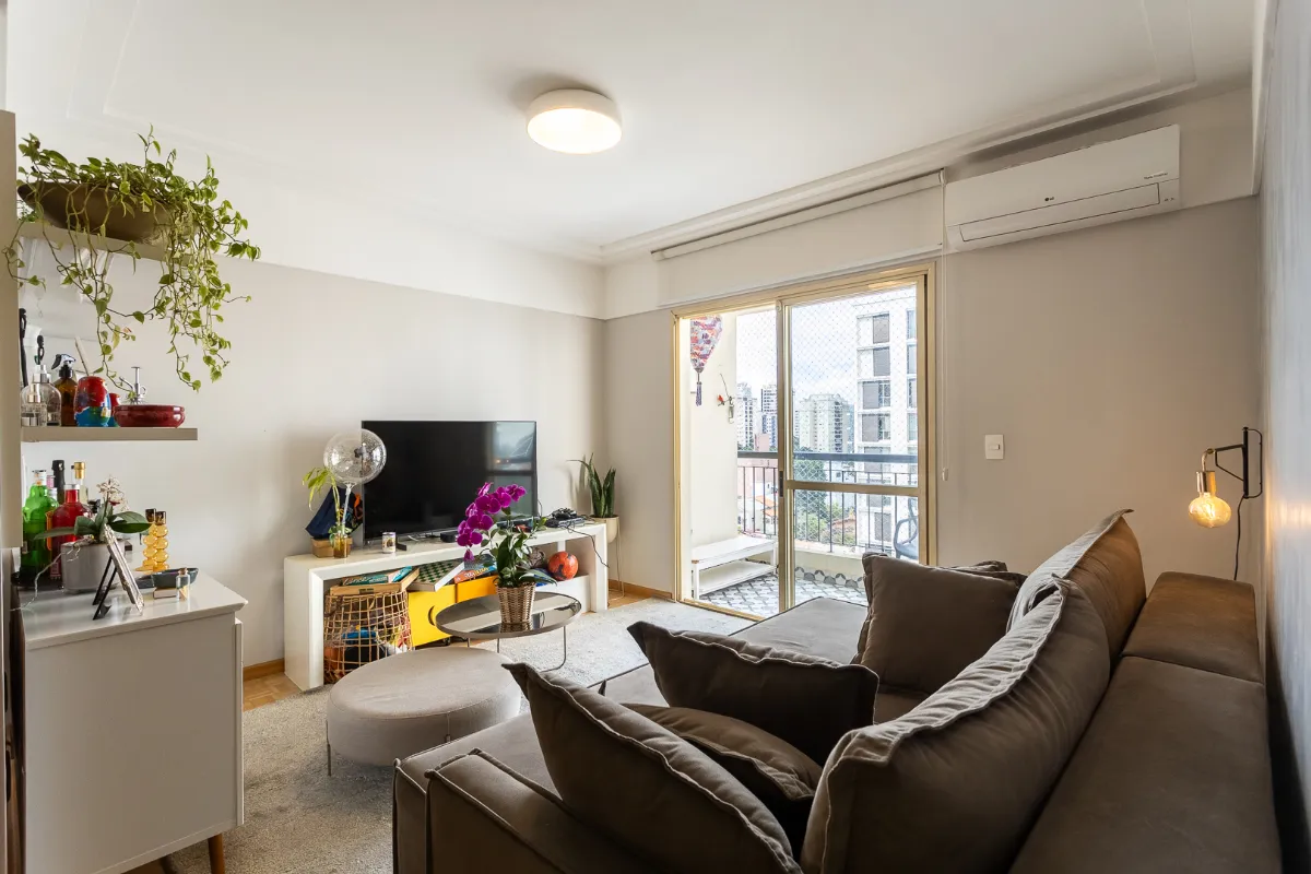 Apartamento para venda em Vila Pompéia com 3 quartos, sendo 1 suíte, 84m²
