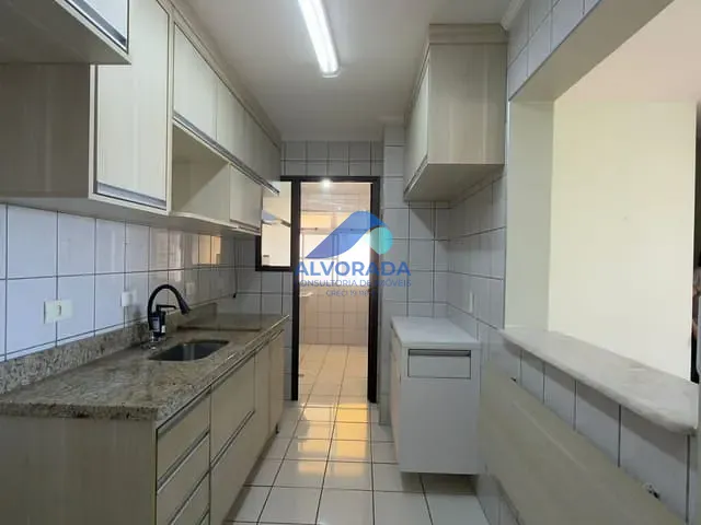 Apartamento 3 quartos e 2 banheiros, para alugar, no bairro Jardim Aquarius em São José dos Campos