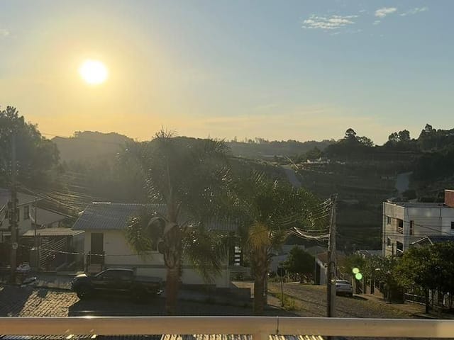 Apartamento 2 quartos e 1 banheiro, à venda, no bairro Desvio Rizzo em Caxias do Sul