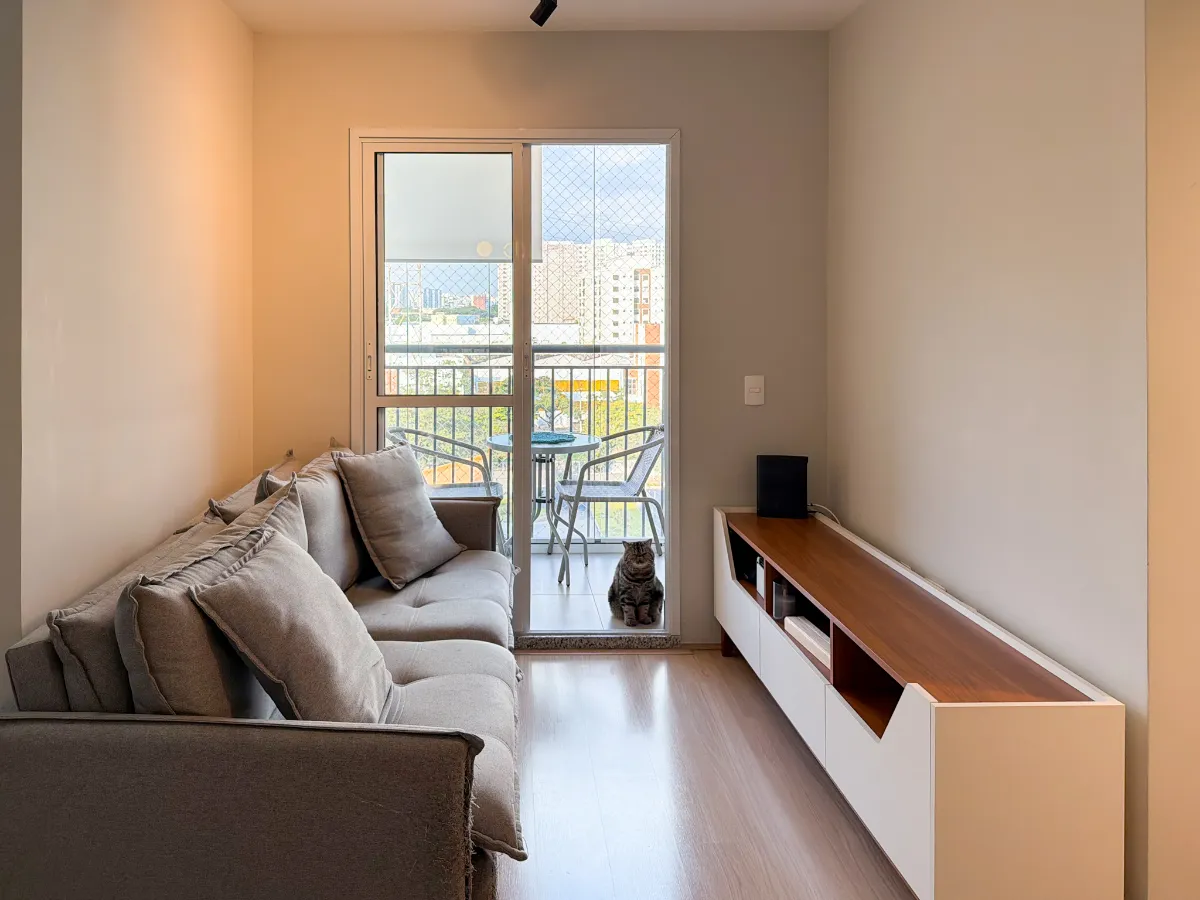 Apartamento para venda em Lapa com 2 quartos, sendo 1 suíte, 50m²